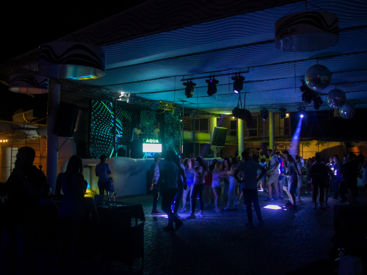 Фото ночной клуб Аква в Коблево