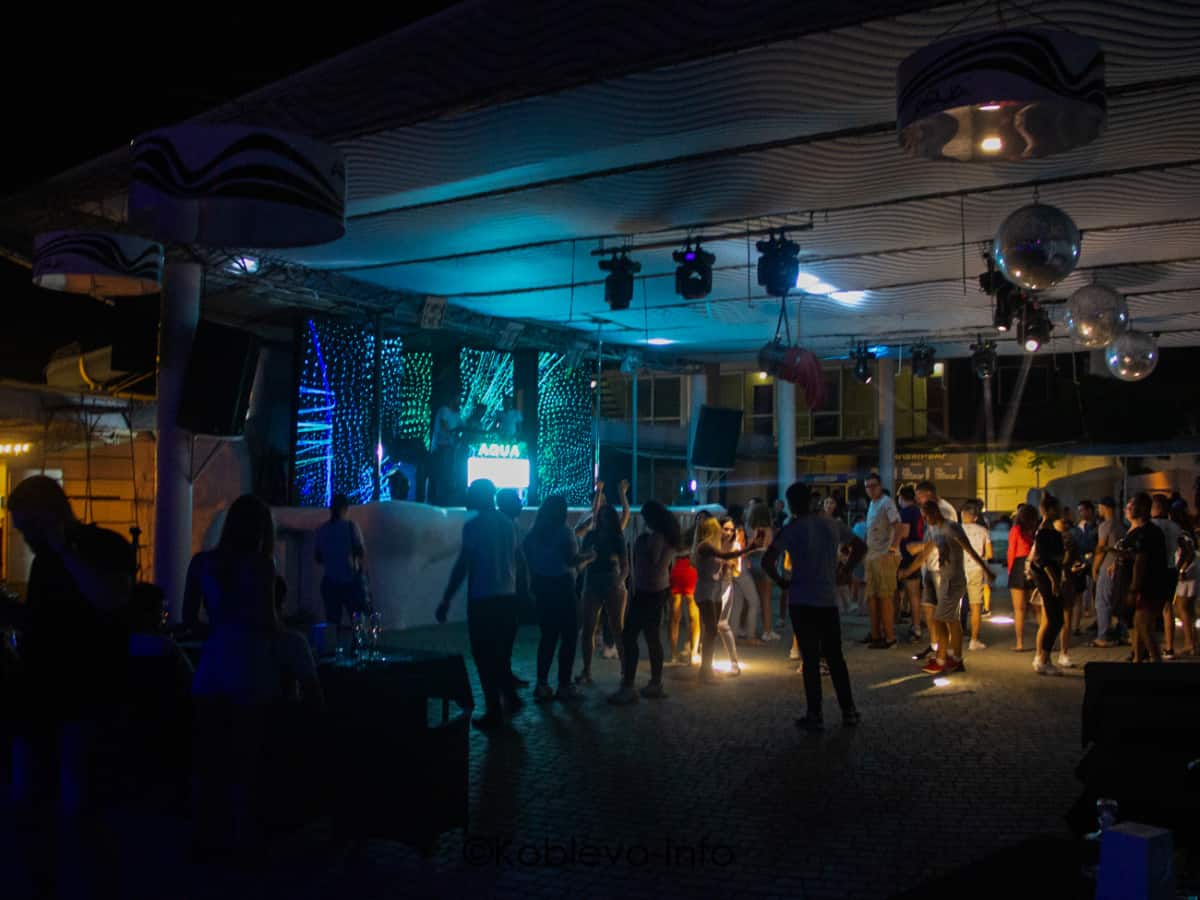 Ночной клуб Аква в Коблево
