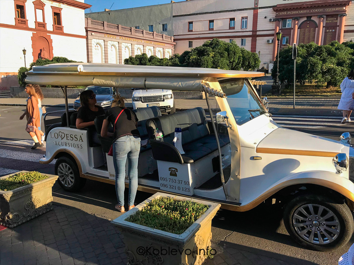 Экскурсионный автомобиль в Одессе