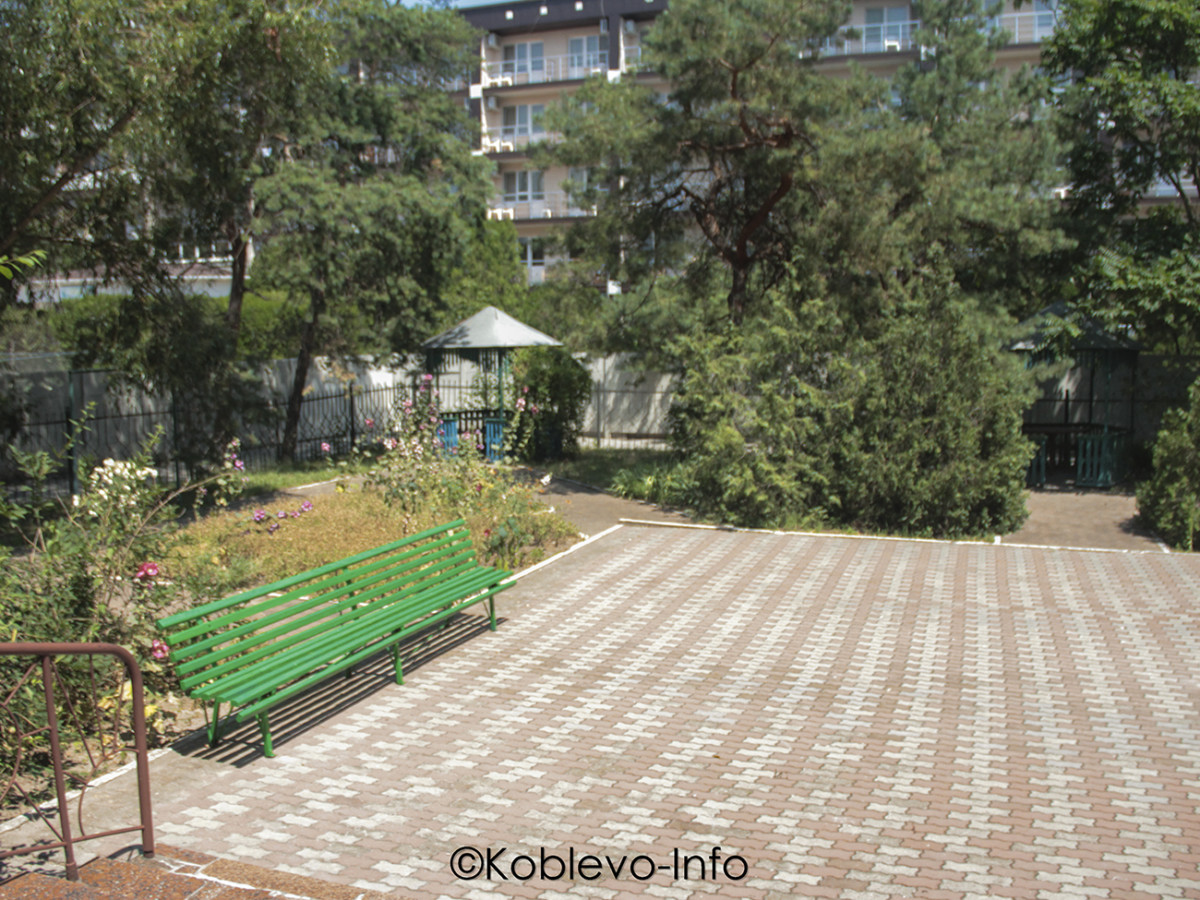 Эконом жилье в Николаевской части Коблево база отдыха Связист