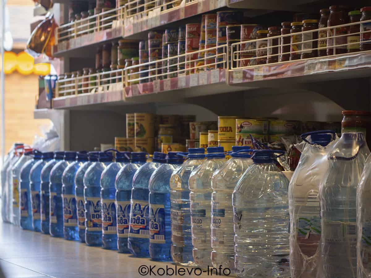 Питьевая вода в супермаркете Марка в Коблево