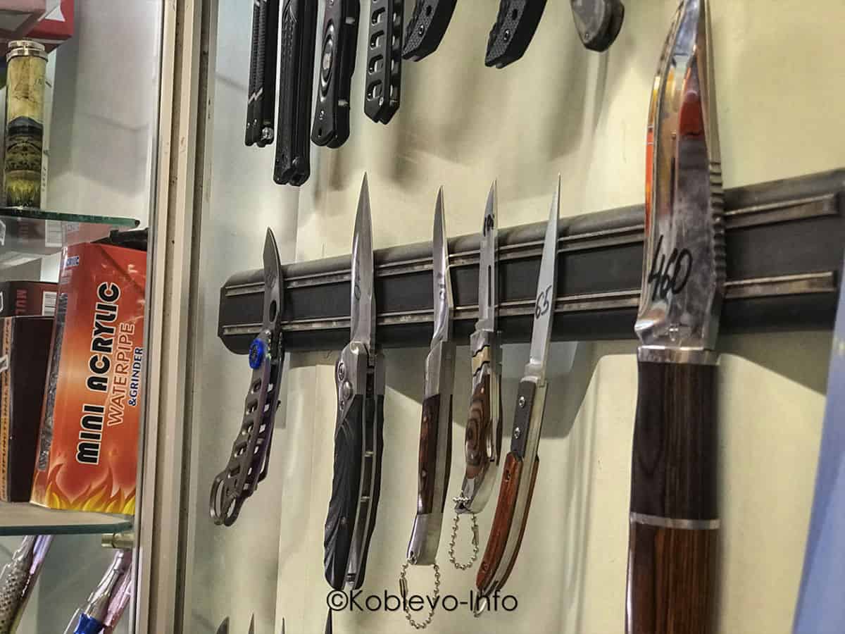Сувенирные ножи купить в Коблево