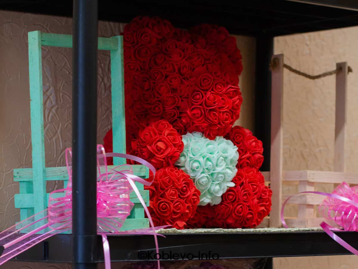 Оформление праздников цветами в Коблево