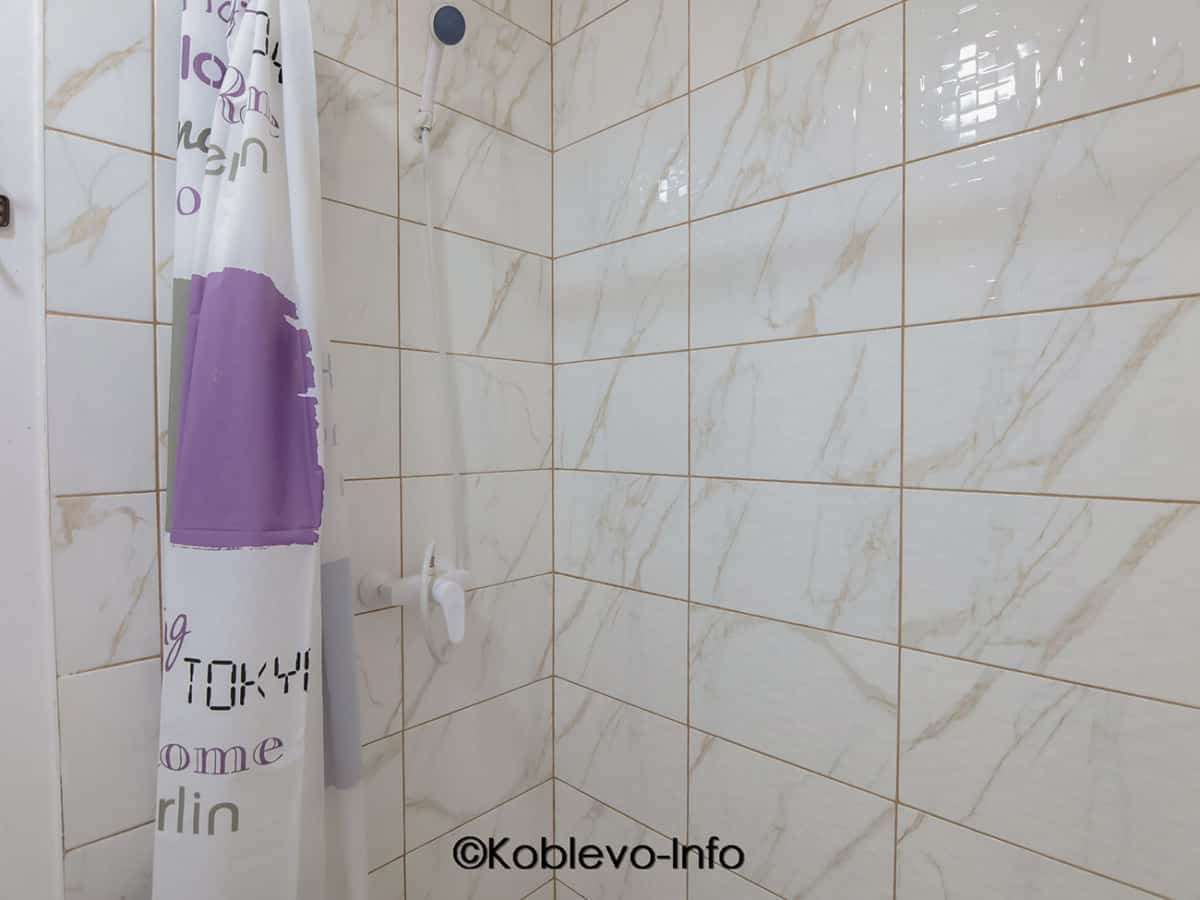 как віглядит душ в отеле Коблево Ресорт Марин